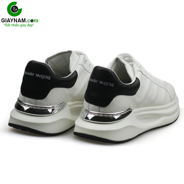 Giày thể thao nam trắng đế cao; GC22602T4